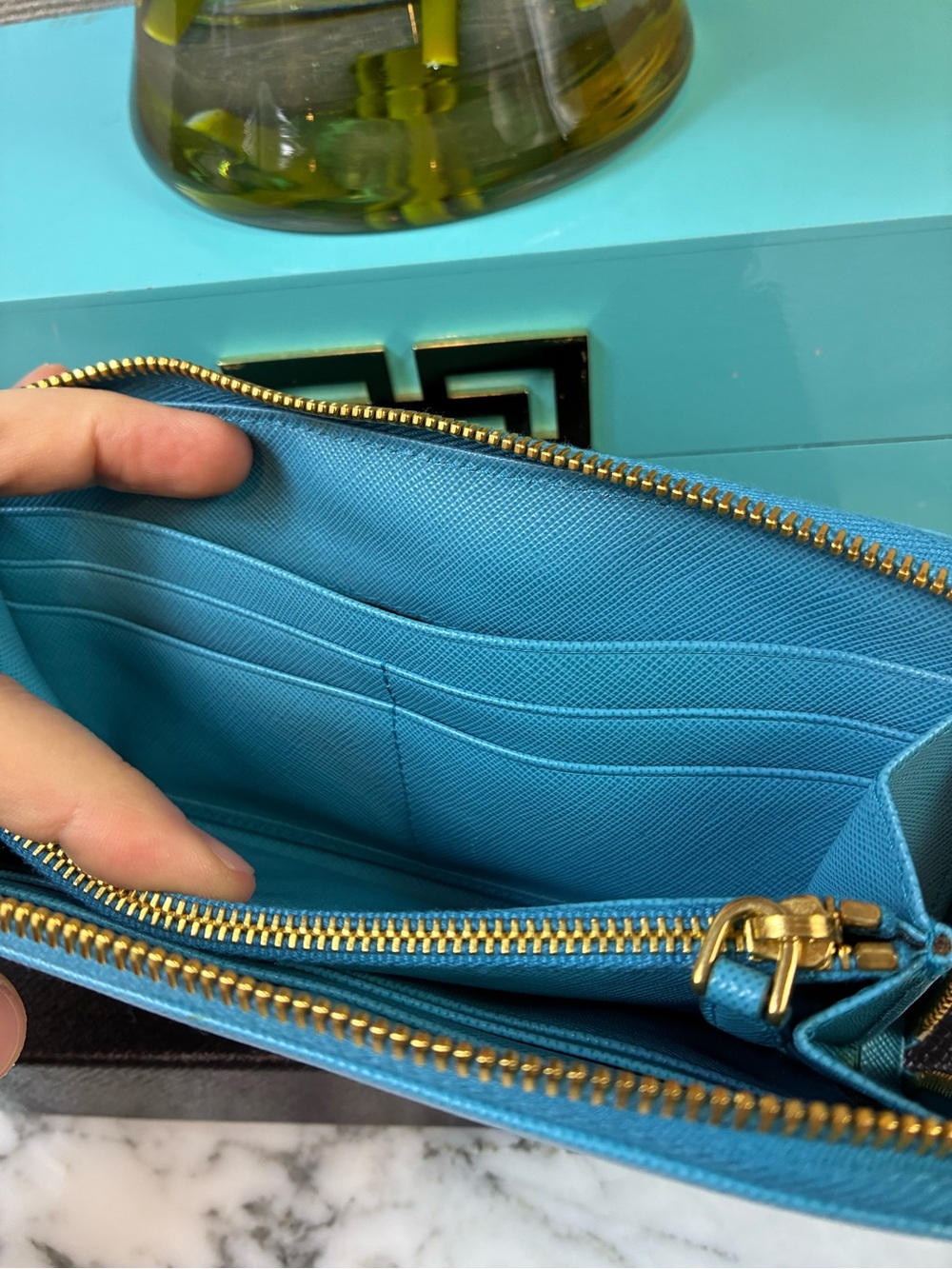 Prada Voyage Blue Saffiano Leather Zip Around Wallet - Pristine Condition - Picture 11 of 13